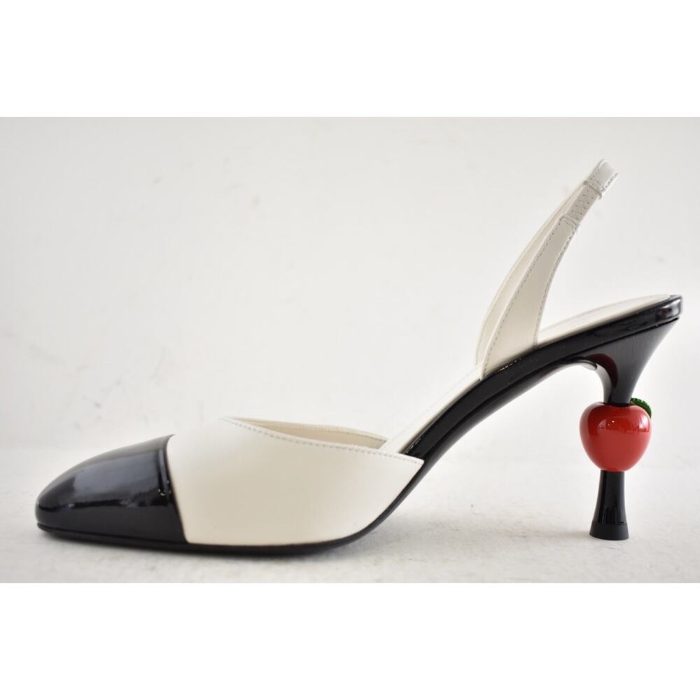 Chanel 26A Metiers Blazy White Black Red Apple Sling CC Slingback Heel Pump 38 - Picture 14 of 16